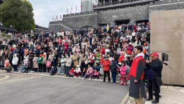 “‘項’我看齊·‘羽’你同行”——項王故里景區(qū)公司黨支部黨員先鋒在行動(圖1) “‘項’我看齊·‘羽’你同行”——項王故里景區(qū)公司黨支部黨員先鋒在行動(圖1)